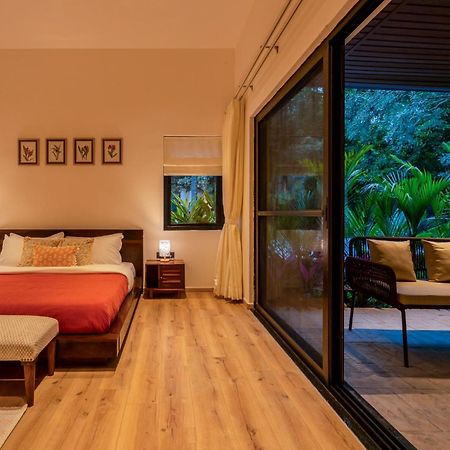 Stayvista At M Villa With Breakfast Included Бангалор Экстерьер фото