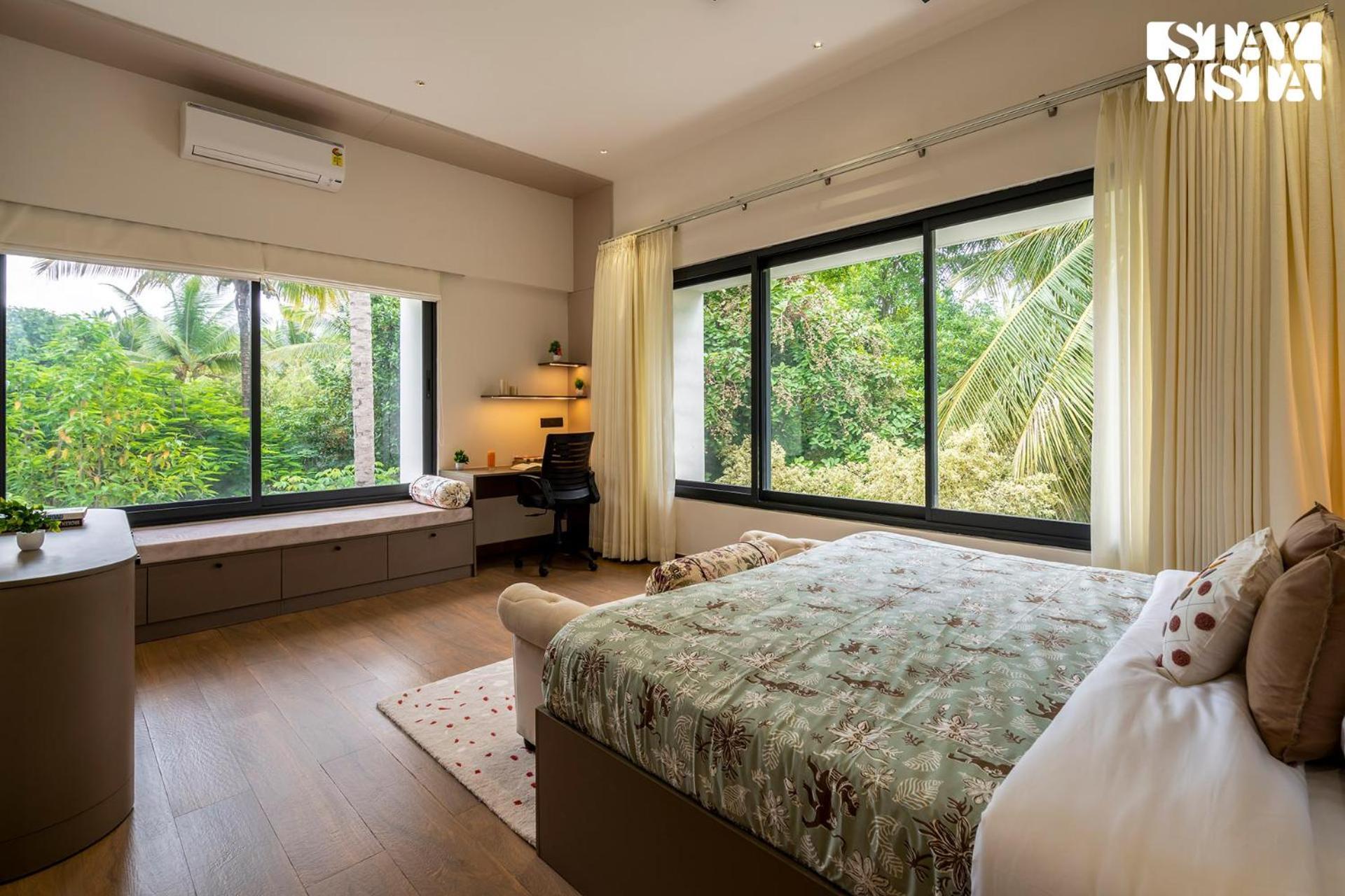 Stayvista At M Villa With Breakfast Included Бангалор Экстерьер фото